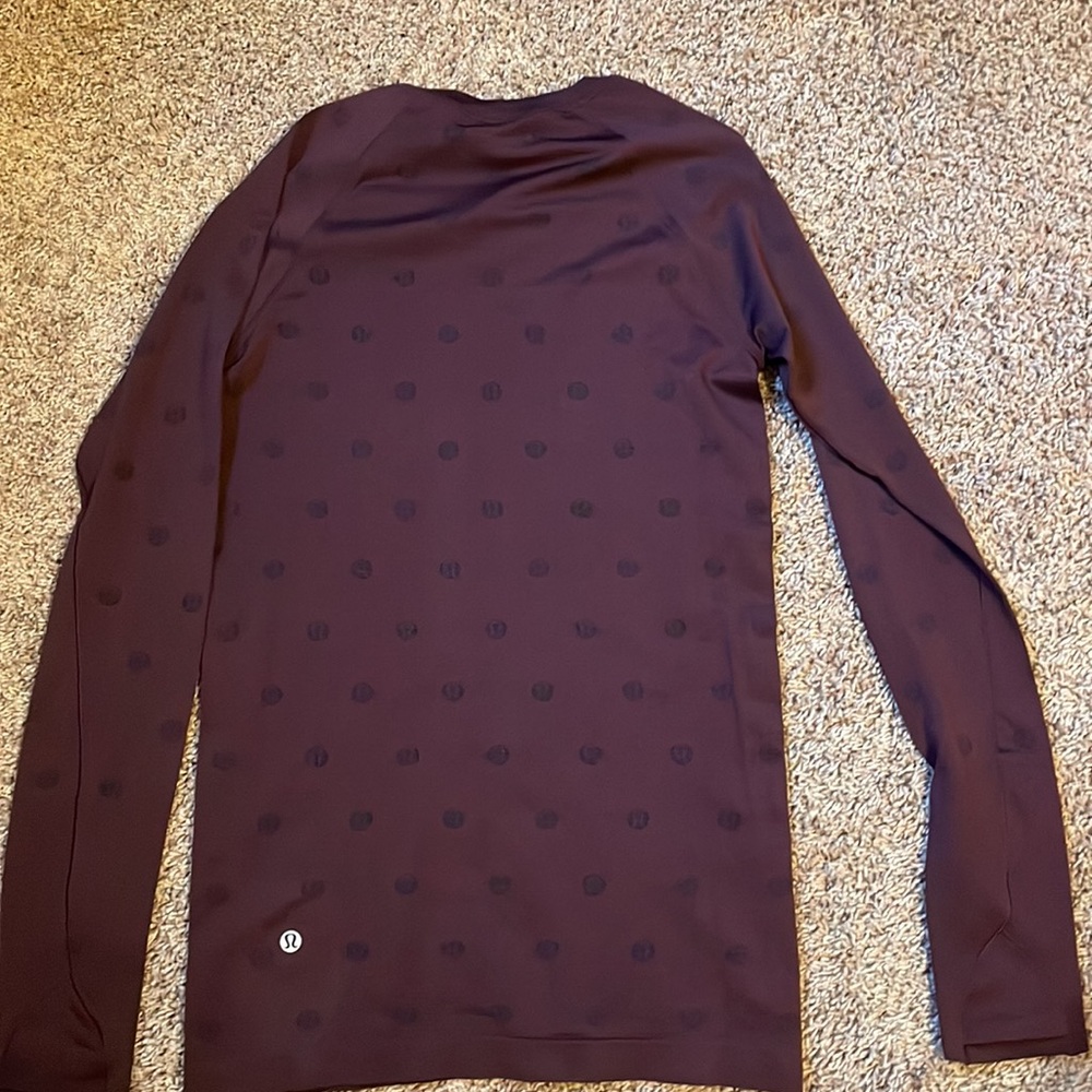 Lululemon long sleeve athlete shirt - Picture 4 of 6